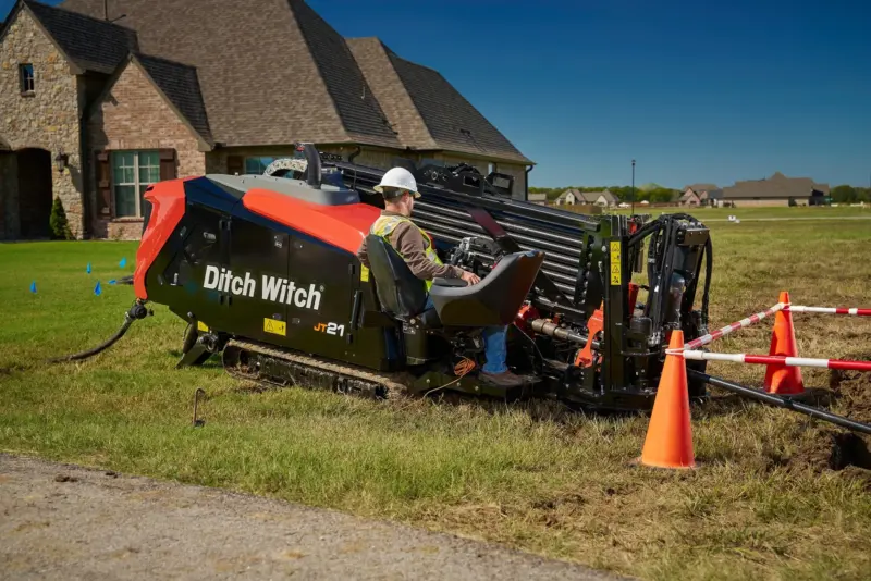 Ditch Witch JT21 drill replacing JT20 on jobsite