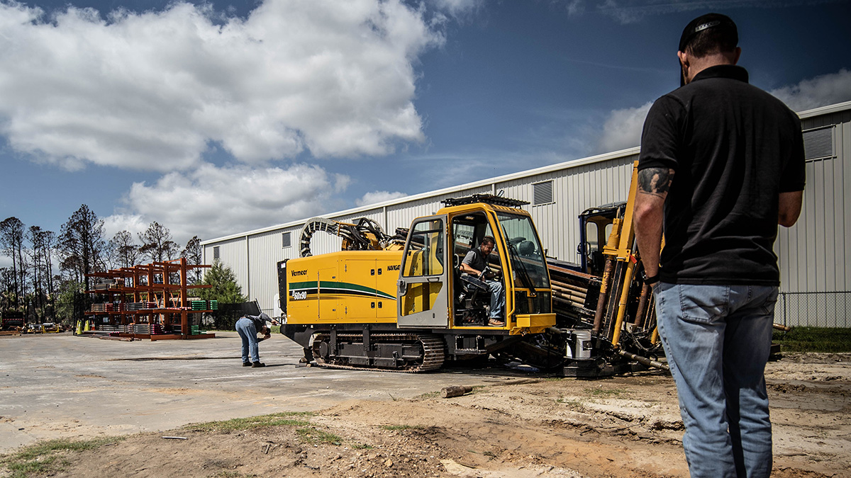Mechanic at MTI inspects Vermeer 60x90 Horizontal directional drill 